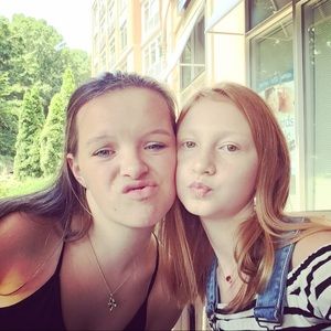 Meet your Posher, Shaelie scharpenberg